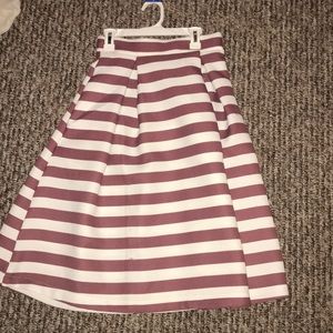 Cute nice to wear at a park during spring time